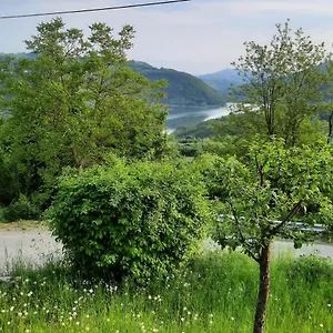 Casa In Sasso Con Piscina Vernasca